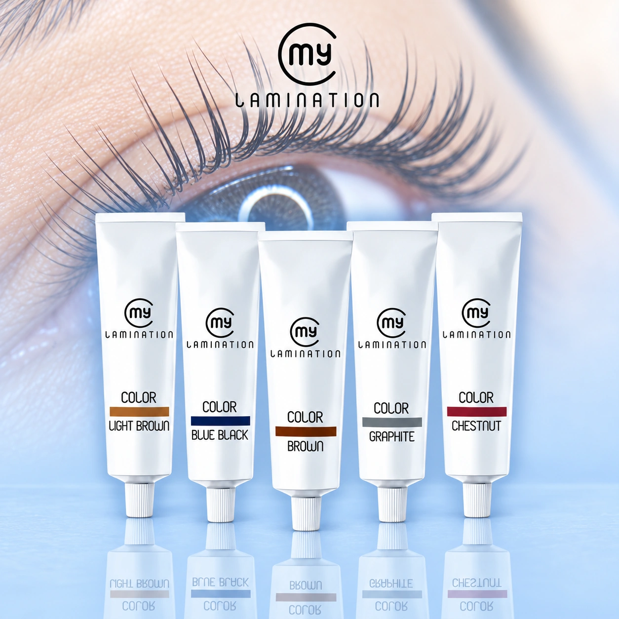 Cinq teintures My Lamination pour cils et sourcils : Light Brown, Blue Black, Brown, Graphite et Chestnut, sur fond bleu avec un regard en arrière-plan.